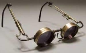 Foto de las lentes bifocales de Benjamin Franklin