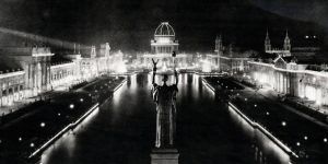 Imagen de la Feria Mundial de Chicago de 1893 iluminada por la noche