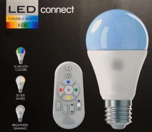 Imagen de bombilla led RGB con mando a distancia
