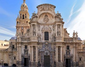Imagen de la fachada de la catedral de Murcia